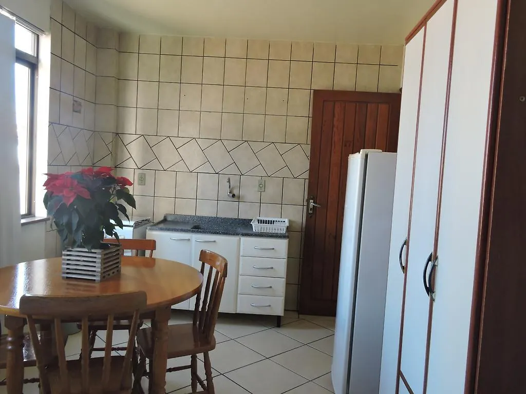 Residencial Baleia Franca Aparthotel Governador Celso Ramos 2*,  Βραζιλία