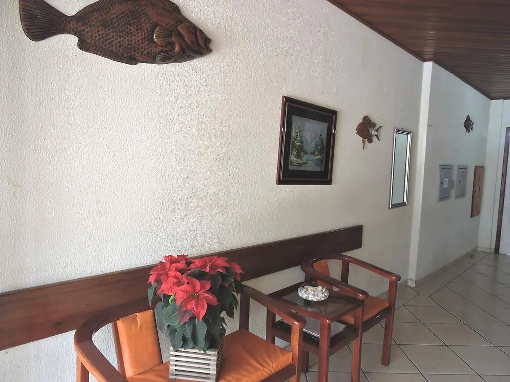Residencial Baleia Franca Aparthotel Governador Celso Ramos 2*,  Βραζιλία
